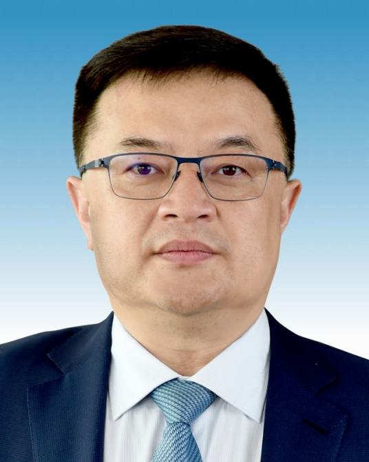 尤峥校友深耕汽车行业多年
